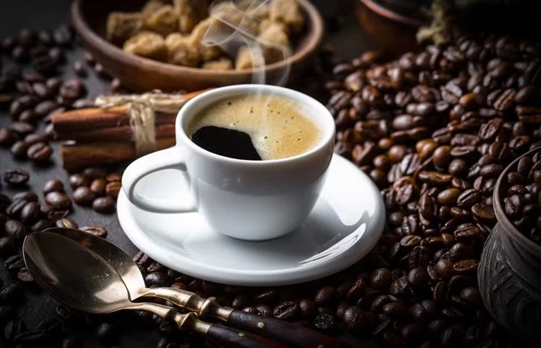 Café aumenta a pressão? Entenda o que acontece no organismo depois da bebida
