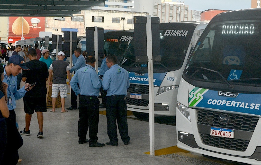 DER amplia frota intermunicipal com mais 20 veículos neste domingo