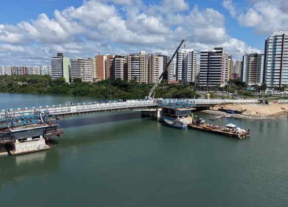 Em Aracaju, avanço de obra da Ponte Godofredo Diniz provoca alteração no trânsito neste domingo (18)