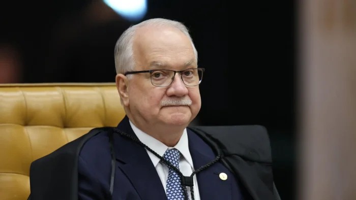 Fachin diz que vontade dos eleitores deve ser respeitada