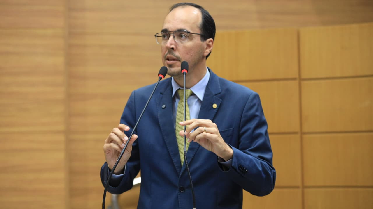 Georgeo Passos solicita prestação de contas da Saúde e da Fazenda na Alese