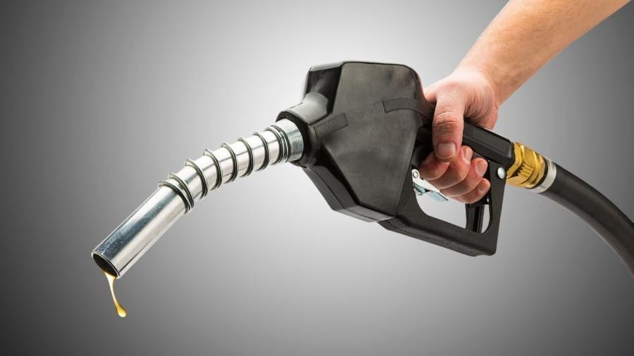 Governo federal zera tributos sobre gasolina e publica MP que libera R$ 7,5 bilhões para frear preço do diesel