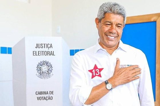 Jerônimo Rodrigues é reeleito governador da Bahia no 1º turno