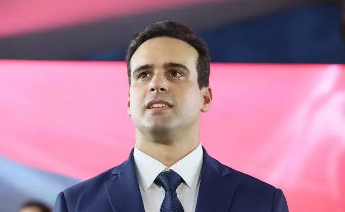 Lucas Ribeiro é reeleito governador da Paraíba no 1º turno