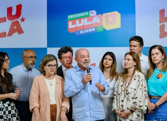 Lula celebra avanço do fim da 6×1 e defende investimento público