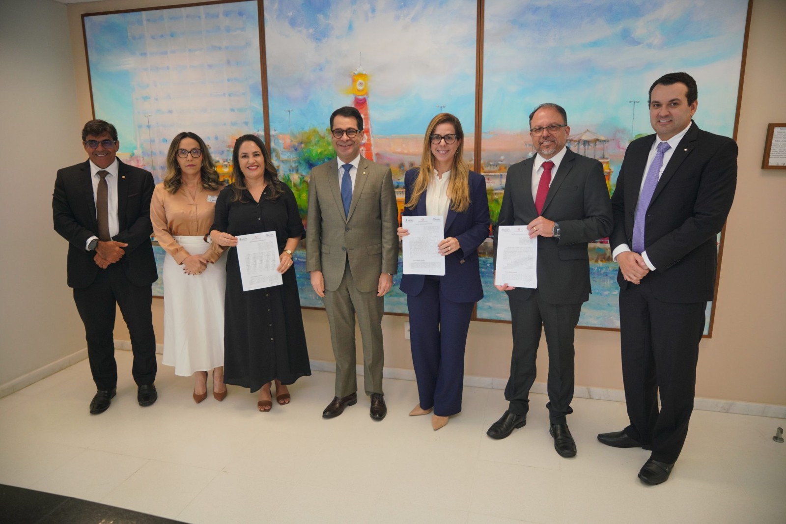 MPSE firma cooperação técnica para implementar oficinas de corte e costura no sistema prisional sergipano