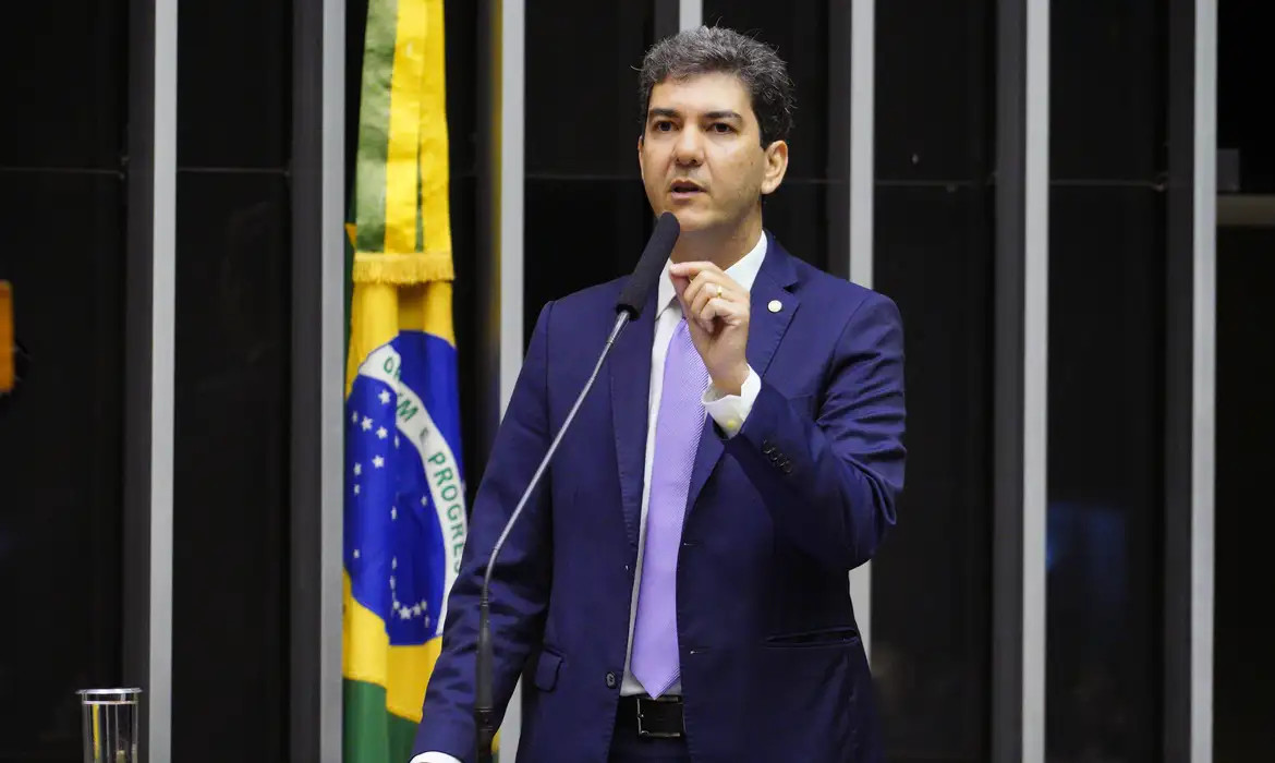 Maranhão elege Eduardo Braide governador no primeiro turno