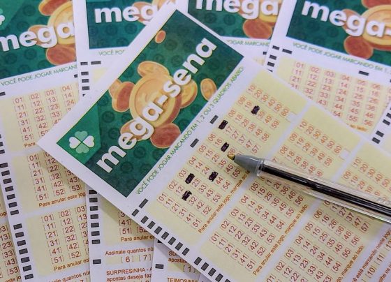 Mega-Sena não tem ganhador; prêmio acumula para R$ 305 milhões