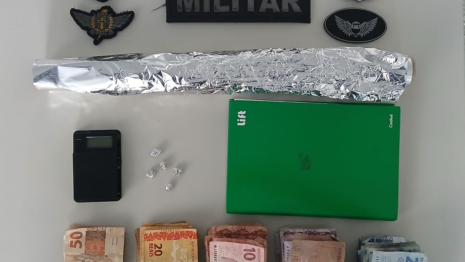 PMSE apreende drogas durante ocorrência de tráfico no bairro Ponto Novo, em Aracaju