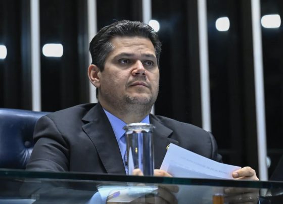 Presidente do Senado pauta fim da escala 6×1 para 6 de outubro