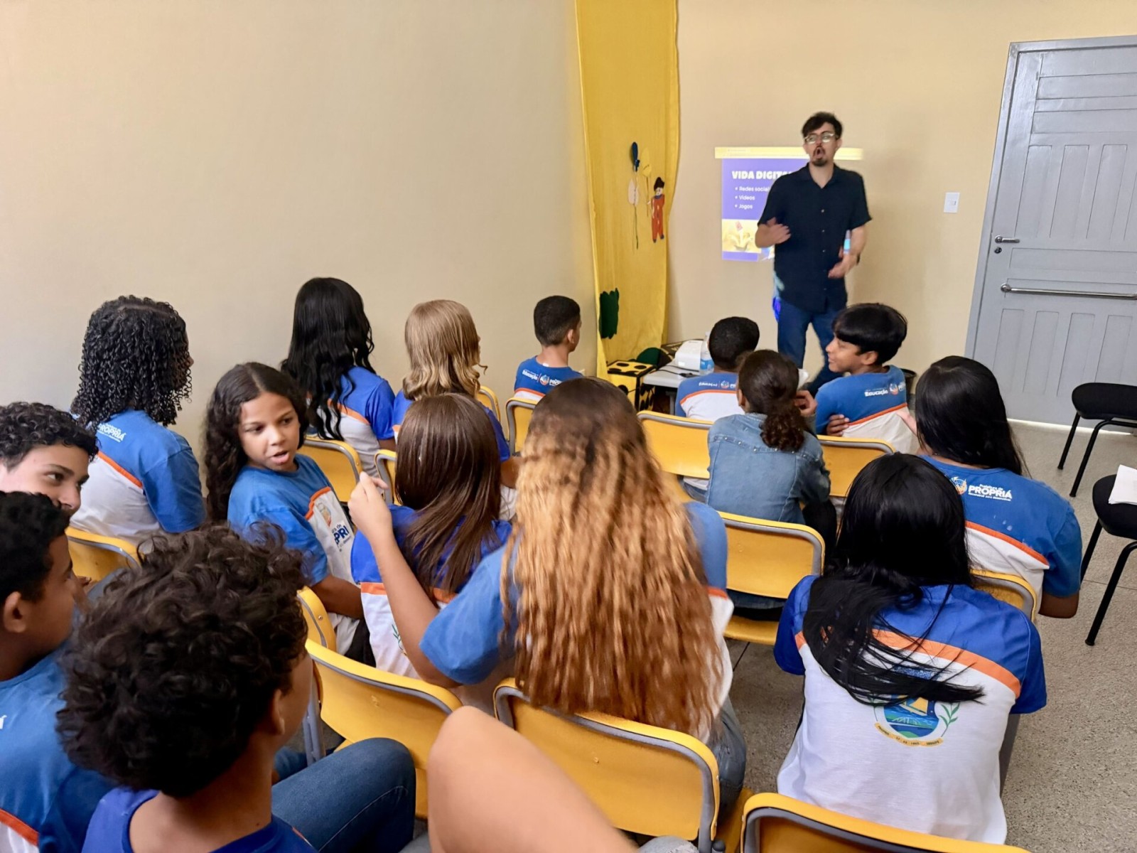 Propriá promove formação para combater desinformação nas redes sociais