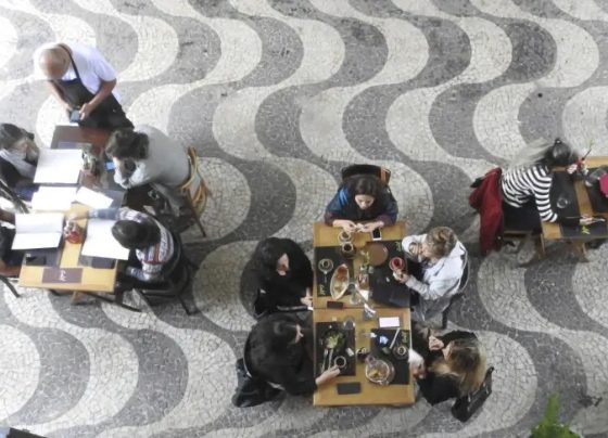 Simples ou regime híbrido? Simulador ajuda bares e restaurantes na decisão