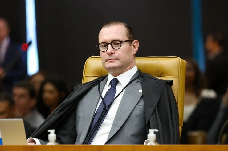 Zanin esclarece que decisão afeta apenas locais com urnas ainda abertas