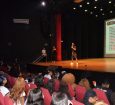 Aula-show utiliza paródias na preparação dos estudantes para o Enem 2026