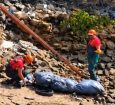Bombeiros retiram corpo encontrado às margens do Rio Sergipe, em Aracaju